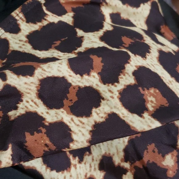 2 Piece High Waisted Halter Bikini - Picture 7 of 8